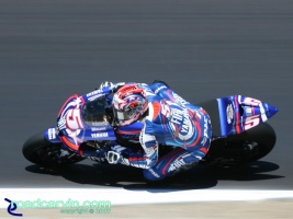 Friday Photo - MotoGP Edition - Colin Edwards: Colin Edwards railing through turn 9 in the Friday's 2nd MotoGP practice session.